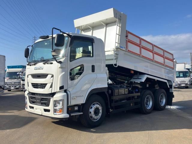 ISUZU / GIGA