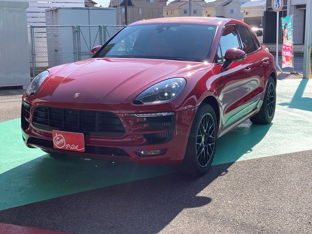 PORSCHE / PORSCHE Macan