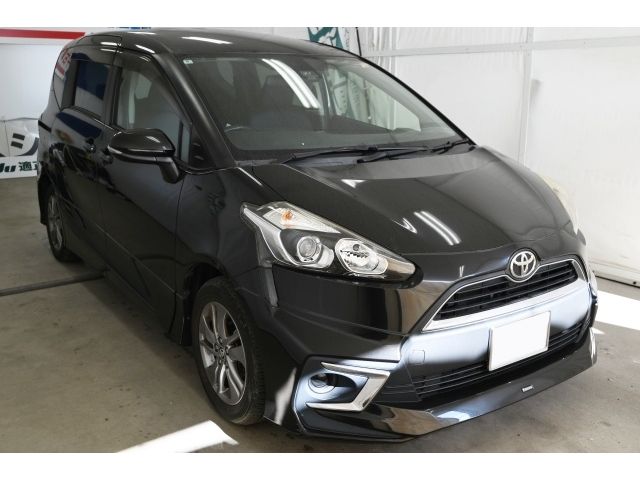 TOYOTA / SIENTA