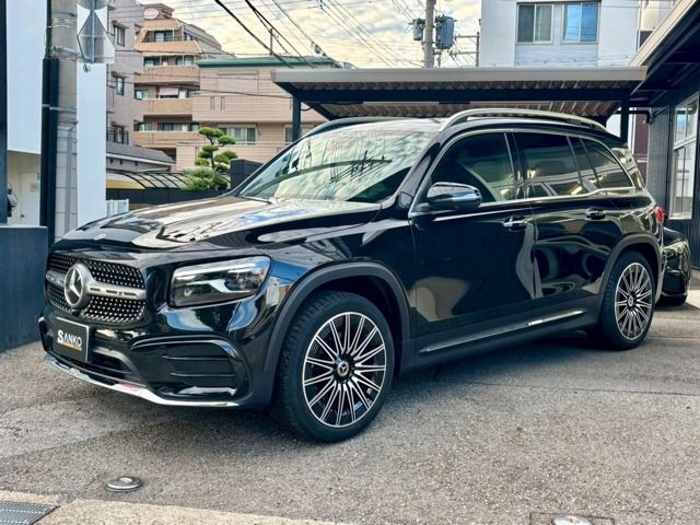 MERCEDES BENZ / MERCEDES BENZ GLB