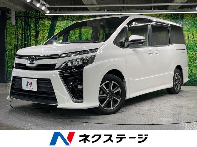 TOYOTA / VOXY