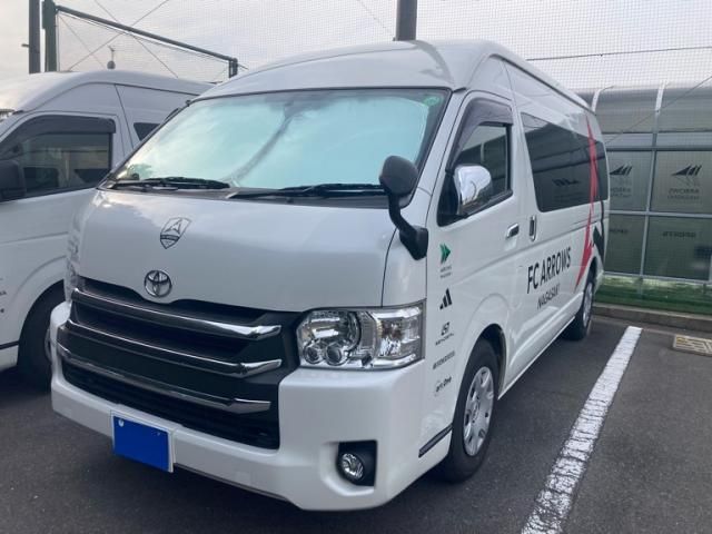 Japanese used car Ref# 1460016 TOYOTA / HIACE COMMUTER