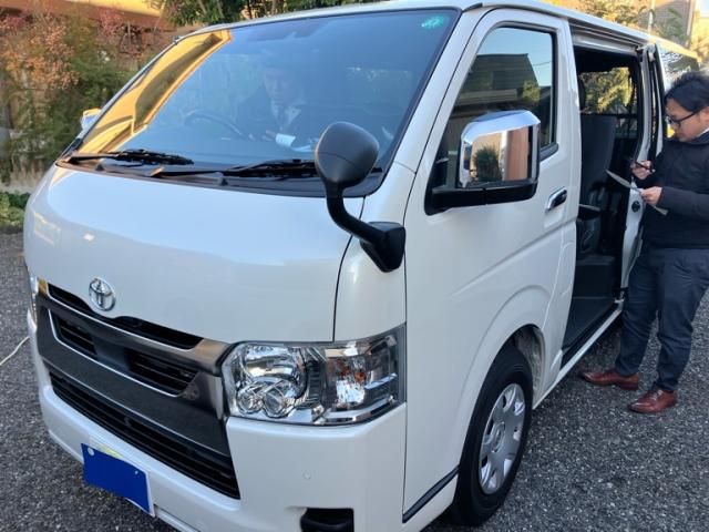 TOYOTA / HIACE van 2WD