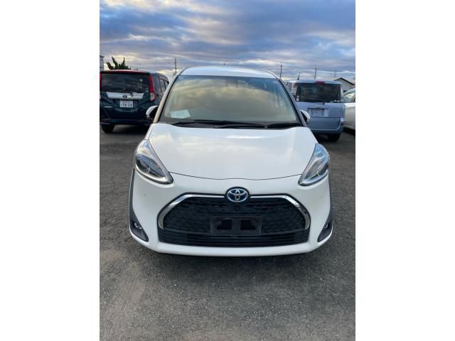 TOYOTA / SIENTA HYBRID