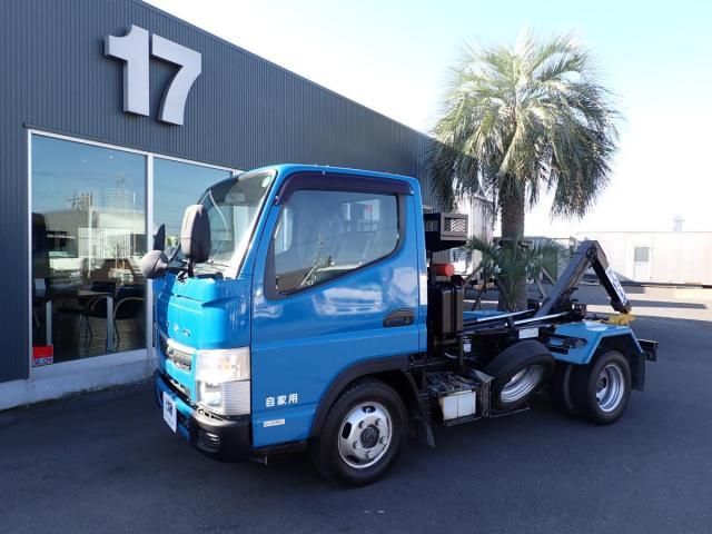 Japanese used car Ref# 1460137 MITSUBISHI / CANTER