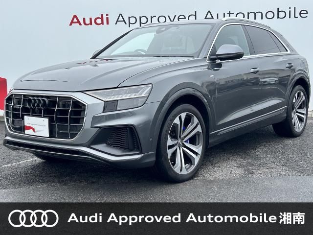 AUDI / AUDI Q8