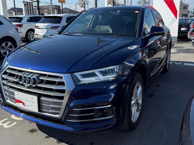 AUDI / AUDI Q5
