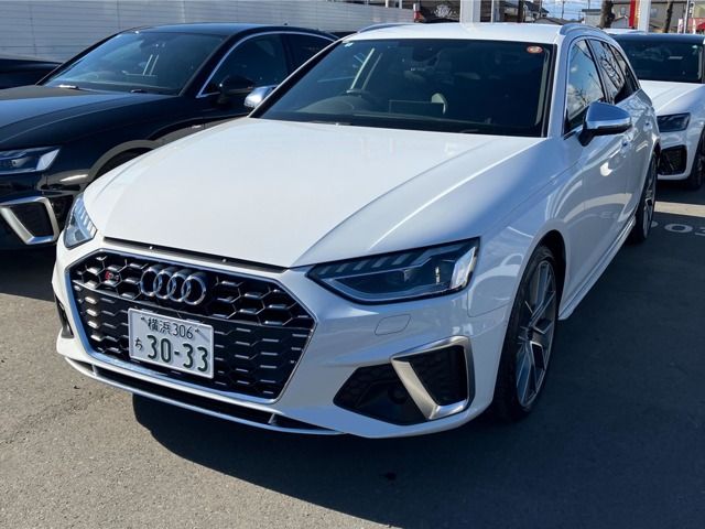 AUDI / AUDI S4 AVANT