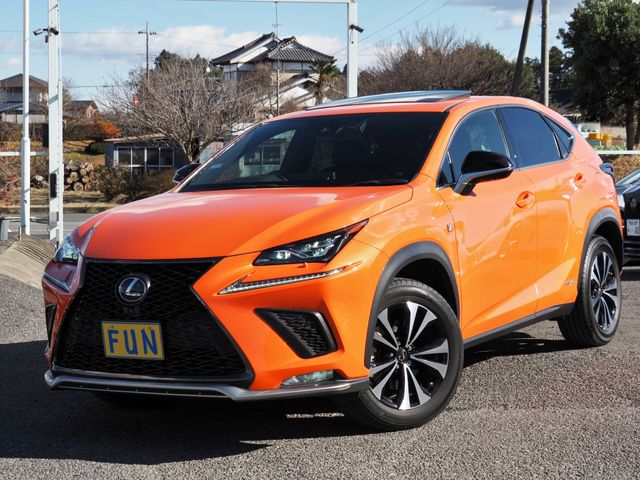 TOYOTA / LEXUS NX300h