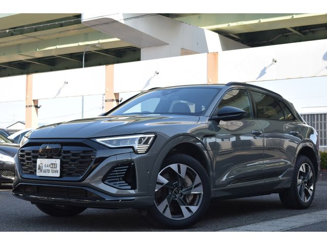 AUDI / AUDI Q8 e-tron