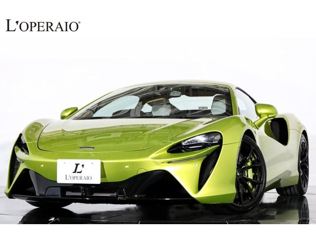 ENGLAND Others / マクラーレン　アルトゥーラ