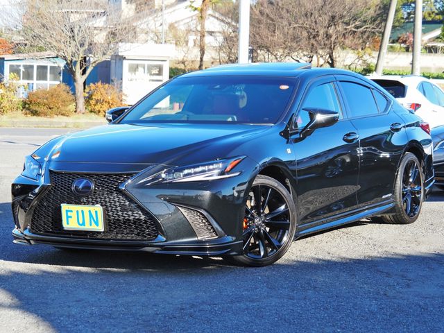 TOYOTA / LEXUS ES300h