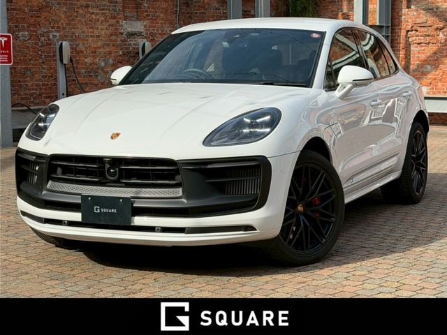 PORSCHE / PORSCHE Macan