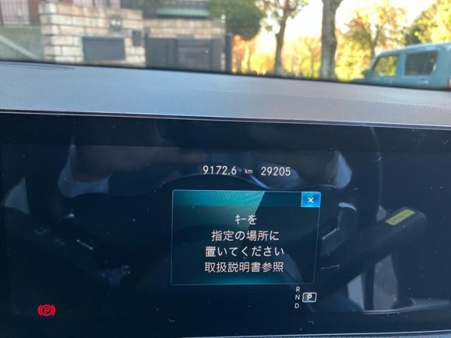 MERCEDES BENZ / MERCEDES BENZ GLB