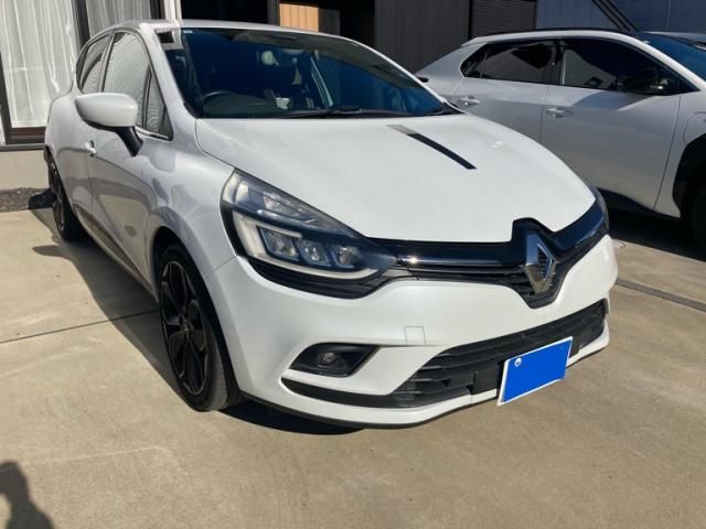 RENAULT / RENAULT LUTECIA