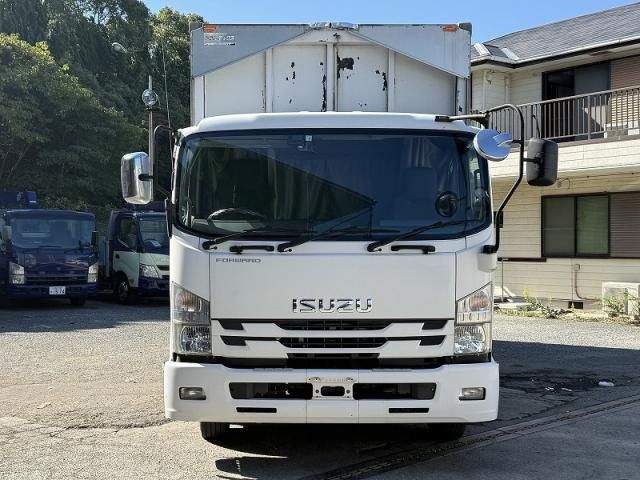 ISUZU / FORWARD