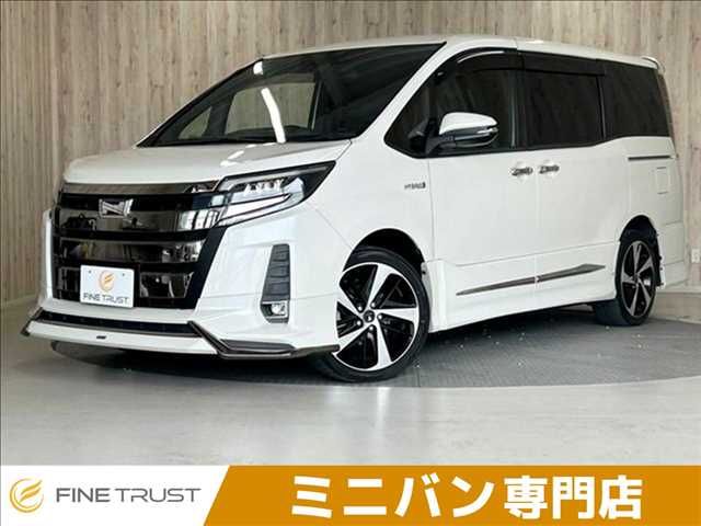 TOYOTA / NOAH HYBRID