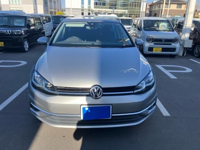 VOLKSWAGEN / ＶＷゴルフ５ＨＢ