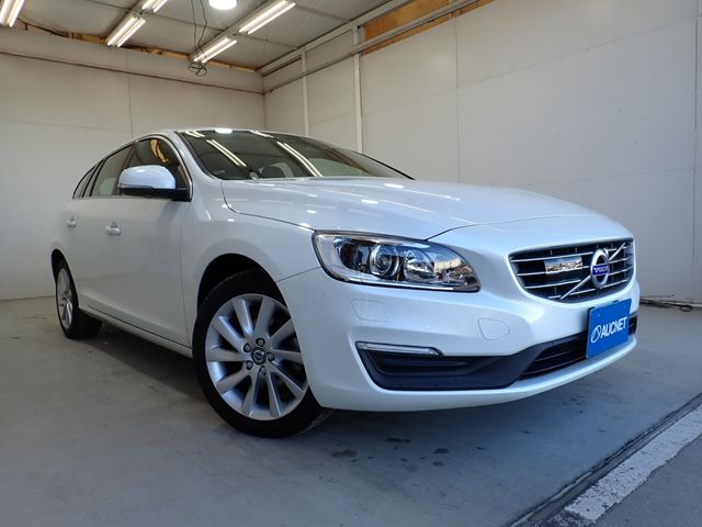 VOLVO / VOLVO V60