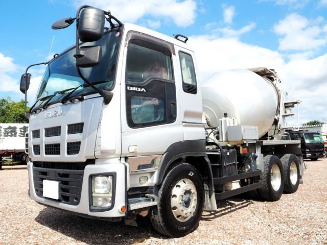 ISUZU / GIGA