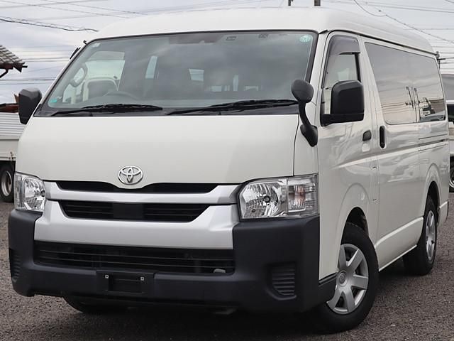 TOYOTA / ハイエース
