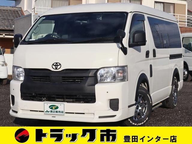 TOYOTA / ハイエース