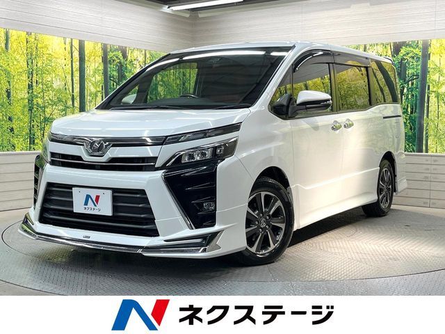 TOYOTA / VOXY