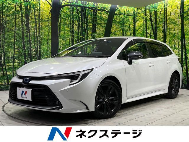 TOYOTA / COROLLA TOURING HYBRID 4WD