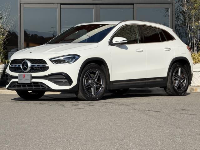 MERCEDES BENZ / MERCEDES BENZ GLA class