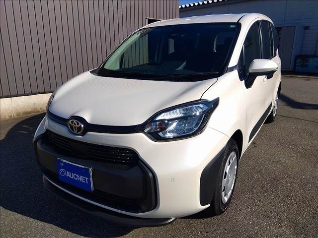 TOYOTA / SIENTA HYBRID