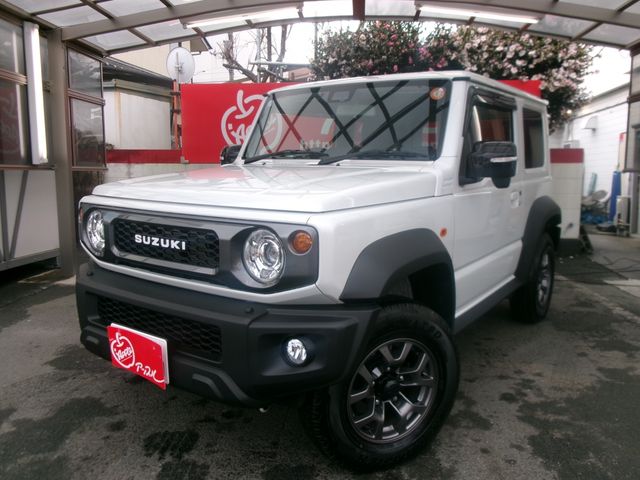 SUZUKI / JIMNY SIERRA