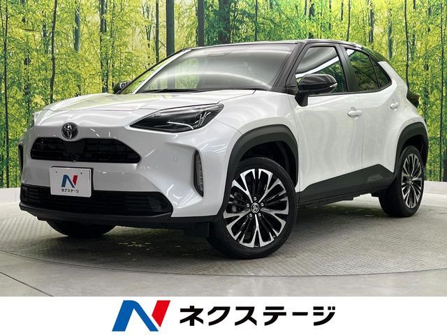 TOYOTA / YARIS CROSS HYBRID
