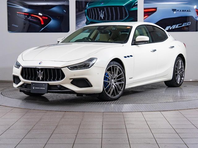 MASERATI / MASERATI GHIBLI Sedan