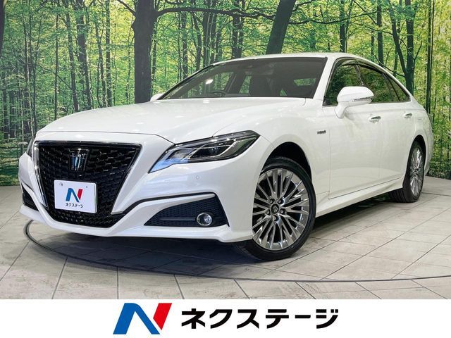 TOYOTA / CROWN sedan hybrid 4WD