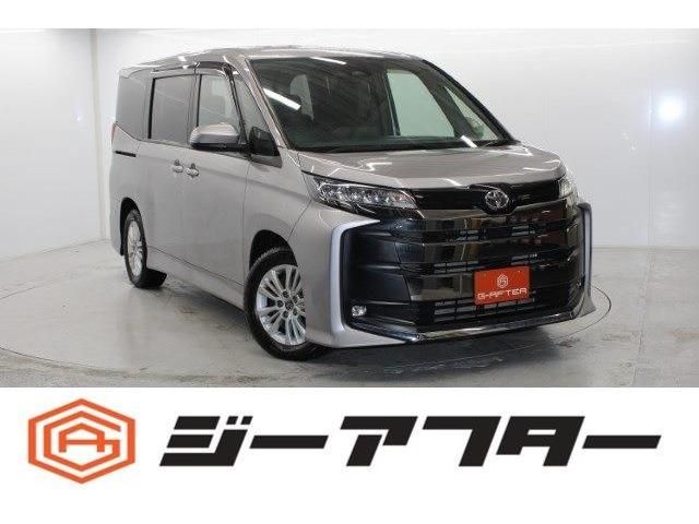 TOYOTA / NOAH