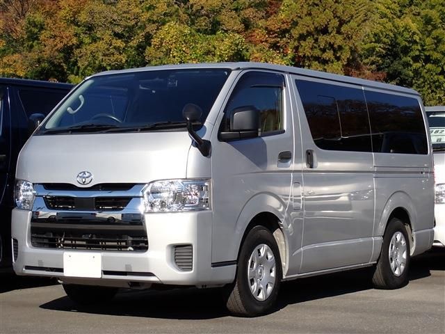 TOYOTA / HIACE van 1.2t 2WD