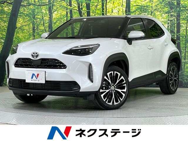 TOYOTA / YARIS CROSS HYBRID
