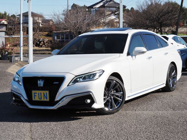 TOYOTA / CROWN sedan hybrid