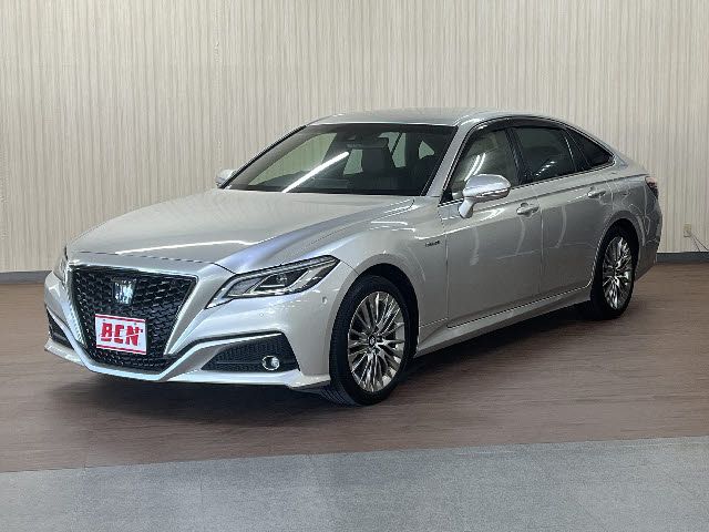 TOYOTA / CROWN sedan hybrid
