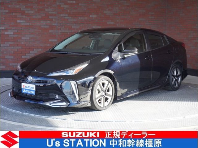 TOYOTA / PRIUS
