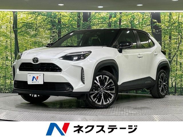 TOYOTA / YARIS CROSS HYBRID