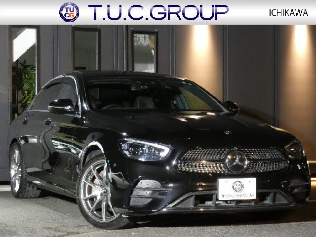 MERCEDES BENZ / MERCEDES BENZ E class sedan