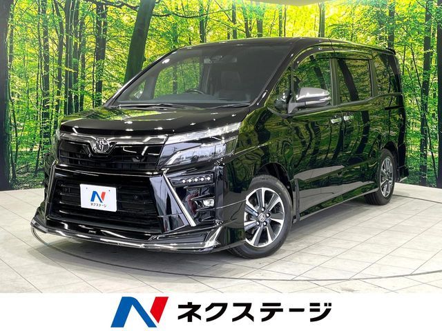 TOYOTA / VOXY
