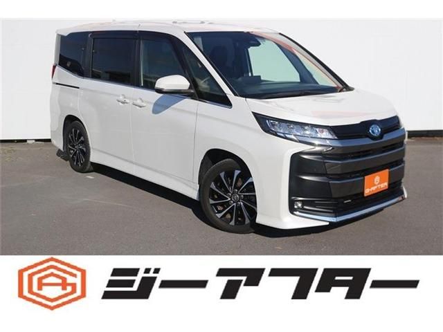 TOYOTA / NOAH HYBRID