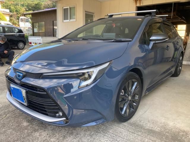 TOYOTA / COROLLA TOURING HYBRID
