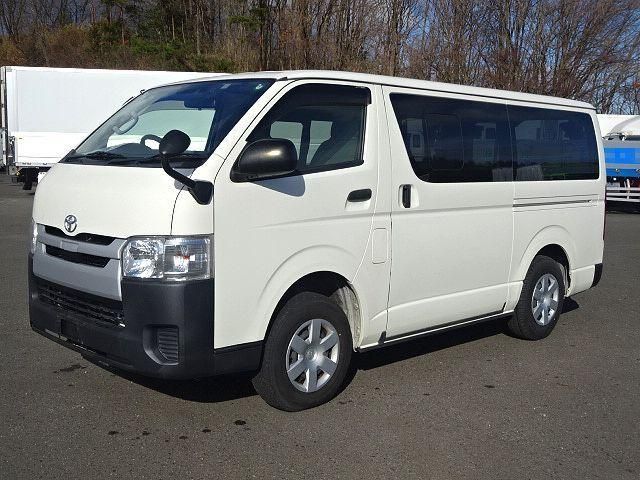 Japanese used car Ref# 1470920  / 