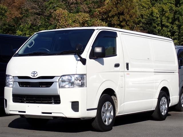 TOYOTA / HIACE van 1.25t 2WD