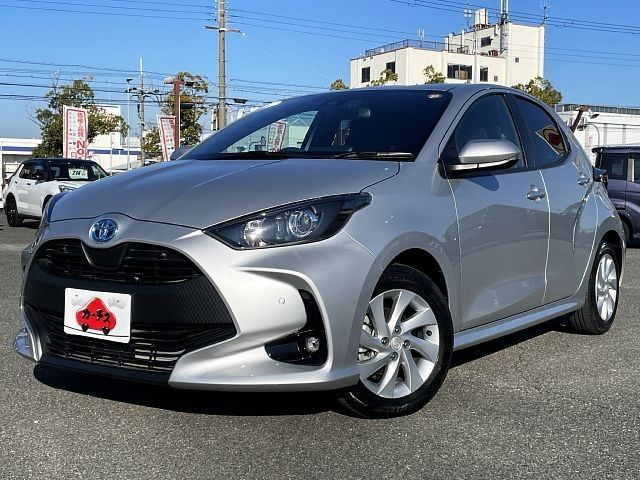 TOYOTA / YARIS HYBRID
