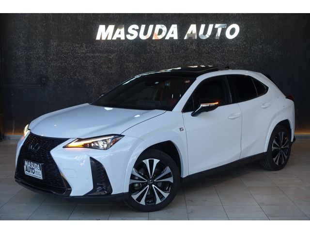 TOYOTA / LEXUS UX200