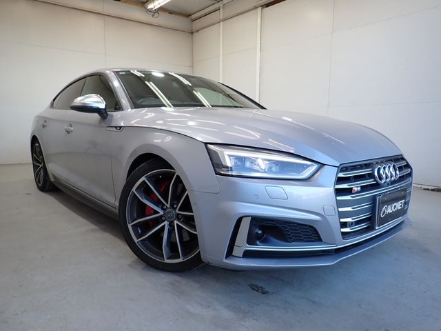 AUDI / AUDI S5 SPORTBACK